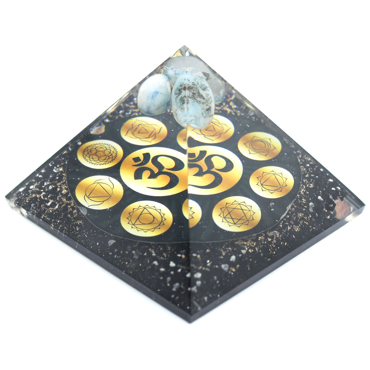 Piramida z orgonitu „Midnight Om Chakra” 90 mm, ręcznie robiona – zdjęcie 3