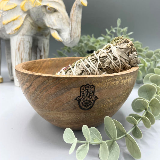 Drewniana misa rytualna na szałwię, hamsa, 14 × 7 cm – zdjęcie 2