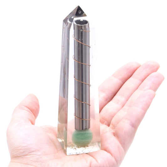 Obelisk z orgonitu 110 × 30 mm, zielony awenturyn, ręcznie robiony – zdjęcie 2