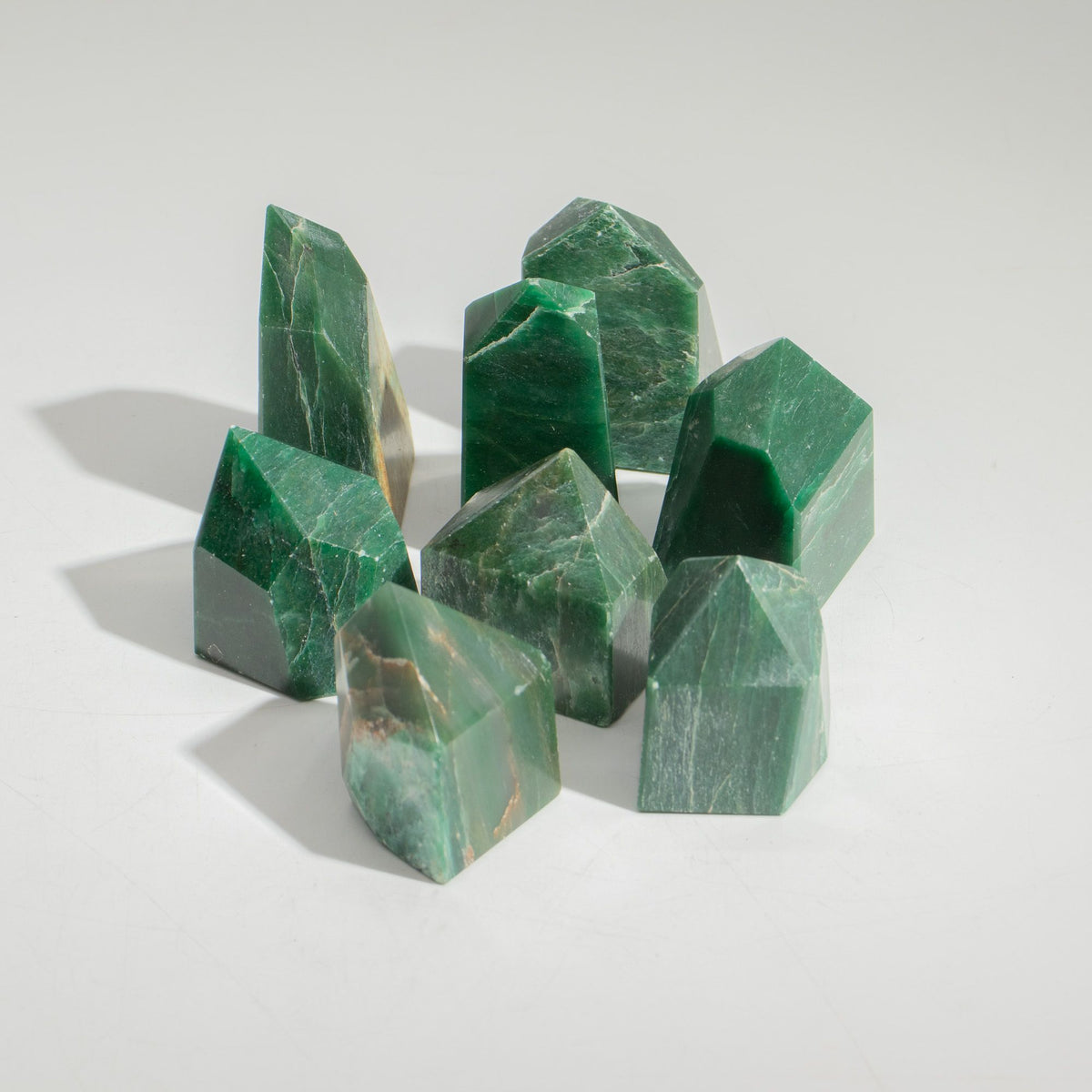 Szpice z jadeitu indyjskiego (Indian Jade), zestaw ok. 8 sztuk – zdjęcie 3