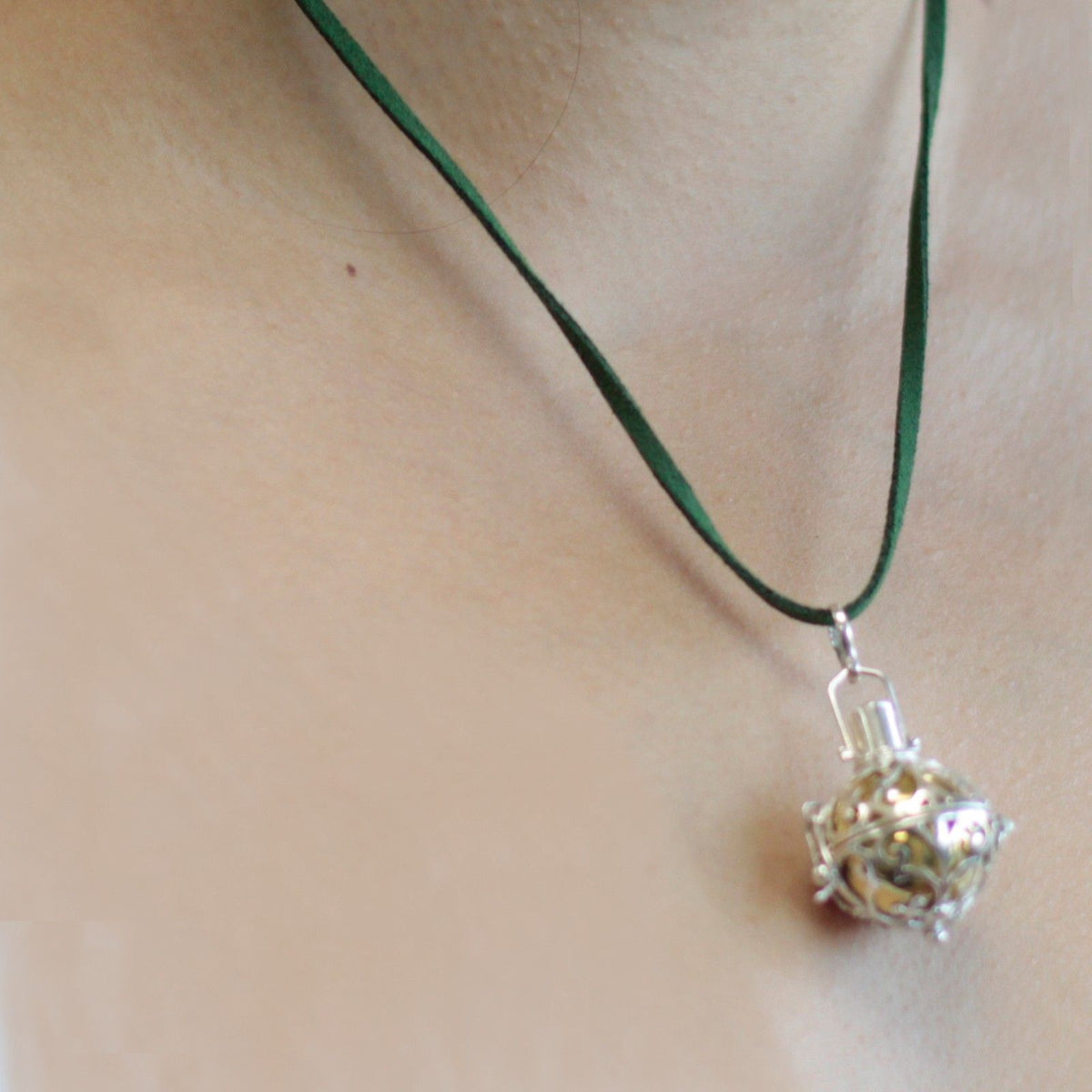 Srebrny dzwonek anielski „Healing”, 23 mm – zdjęcie 5