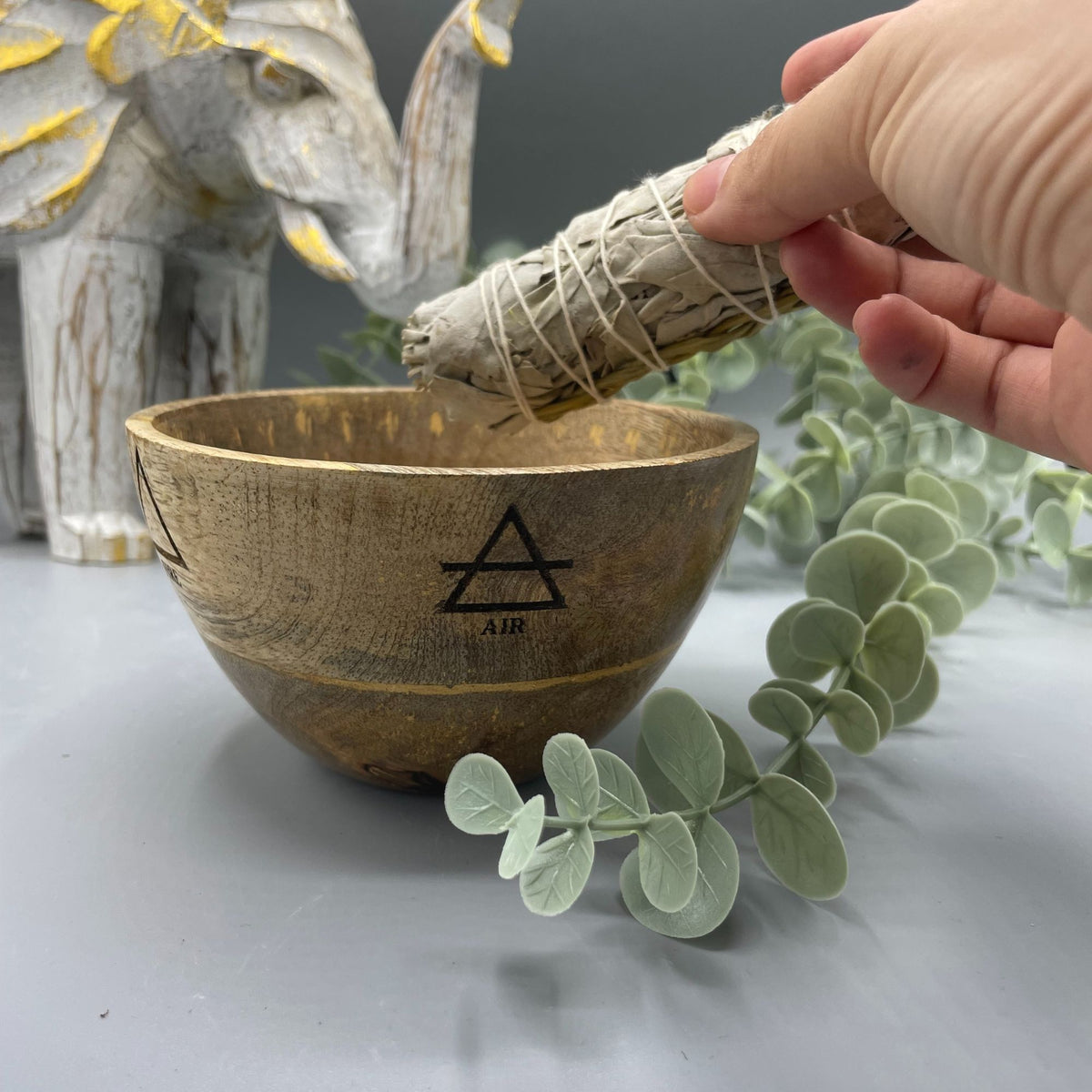 Drewniana misa rytualna na szałwię, cztery żywioły, 12 × 7 cm – zdjęcie 3