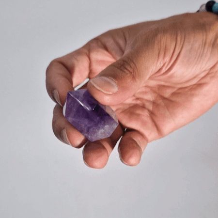 Mały szlifowany szpic ametystu, 4 do 5,5 cm – zdjęcie 2