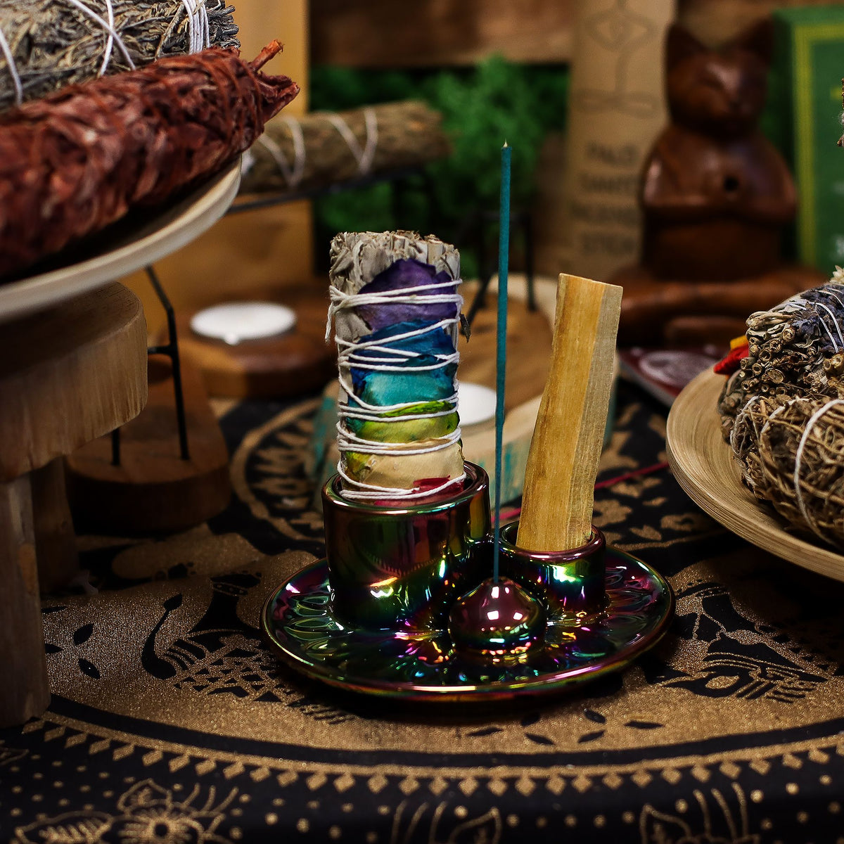 Ceramiczna podstawka na palo santo i szałwię, mandala, metaliczna tęcza – zdjęcie 7